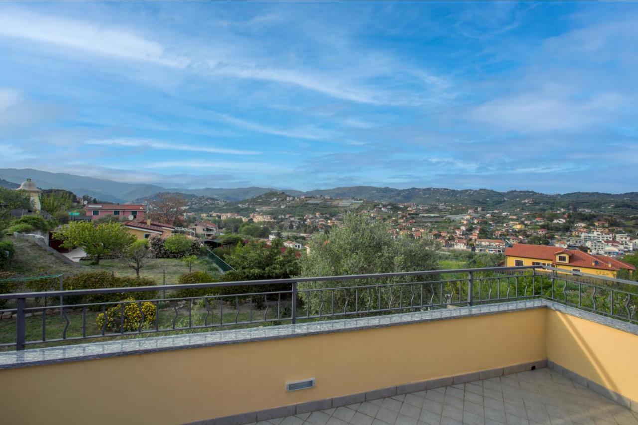 La Quercia Casa Vacanza Imperia Ngoại thất bức ảnh